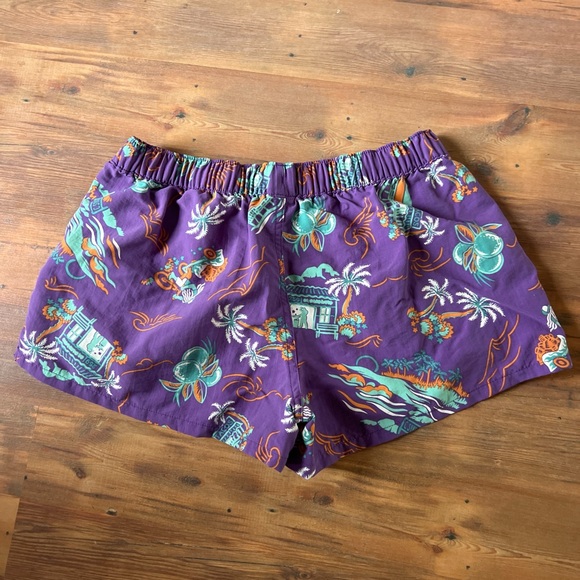 Patagonia Womens Barely Baggies Pull On Elastic Waist Nylon Shorts Medium Purple - Picture 6 of 6